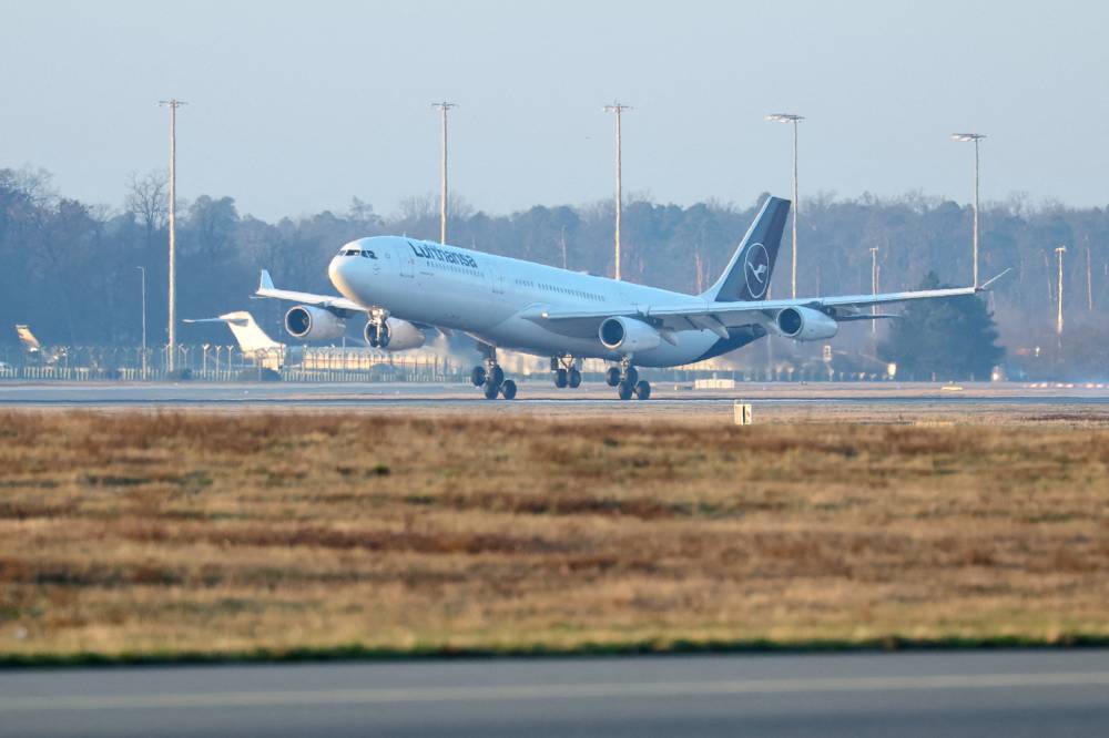 انتعاش-أسهم-شركات-الطيران-مع-استئناف-رحلات-جوية-متفرقة-للمنطقة