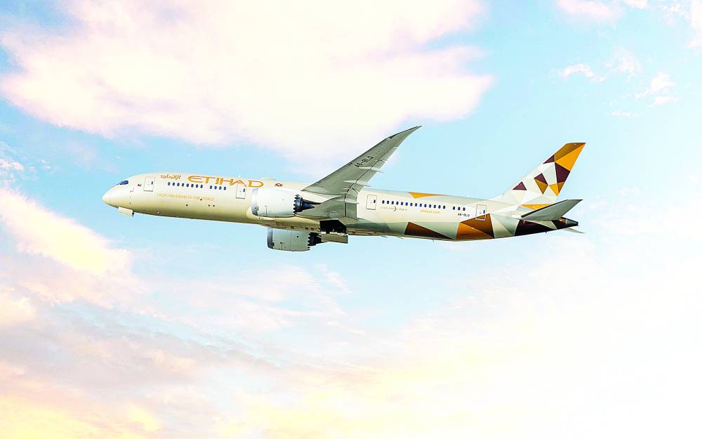 «الاتحاد»-تشغل-رحلات-إلى-70-وجهة