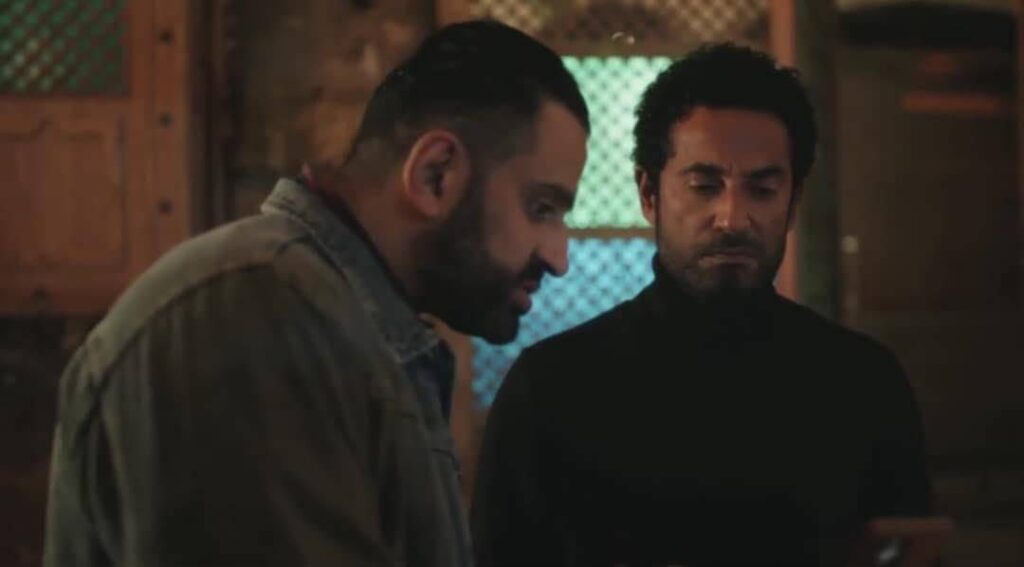 مسلسل-«إفراج».-عباس-يواجه-كراميلا-ويكتشف-سر-سرقة-سيارته-في-الحلقة-17