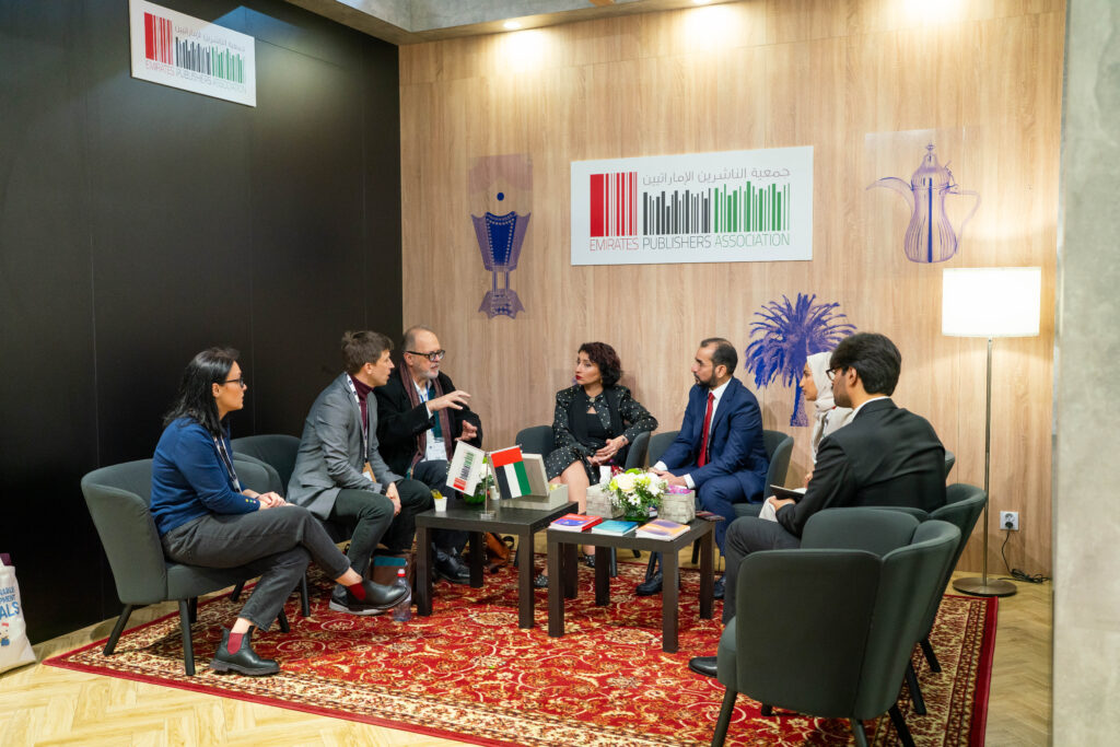 “الناشرين-الإماراتيين”-تشارك-في-معرض-لندن-للكتاب-لتعزيز-التواصل-الثقافي