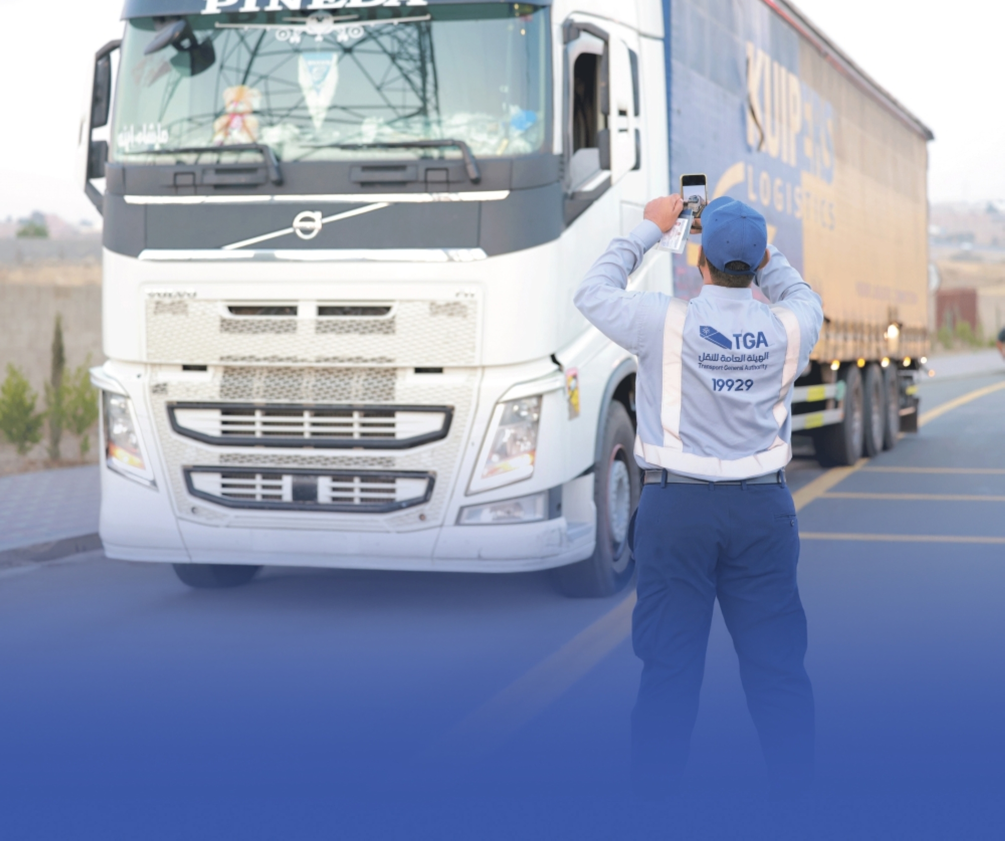 500-ألف-شاحنة-تدعم-كفاءة-النقل-البري-في-المملكة