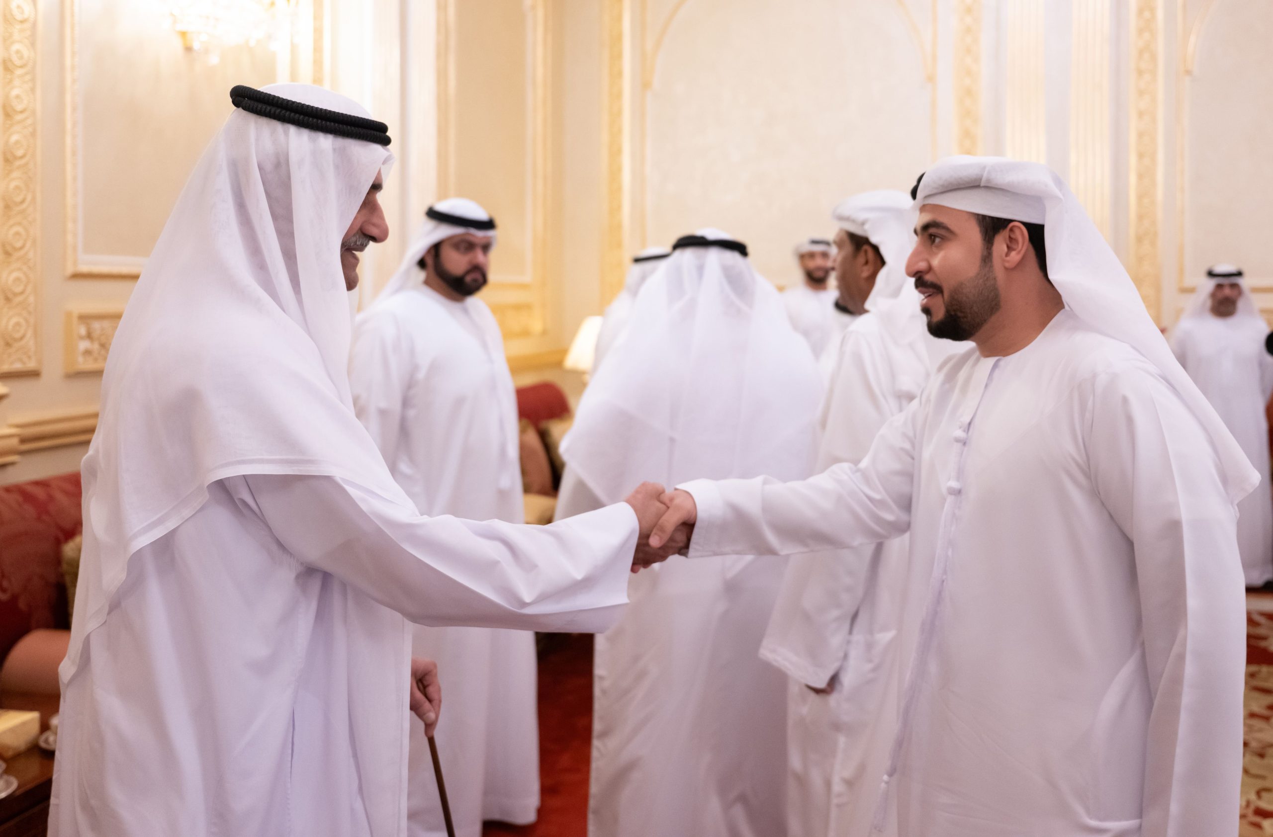 حمد-الشرقي-يستقبل-المهنئين-بشهر-رمضان-بحضور-ولي-العهد