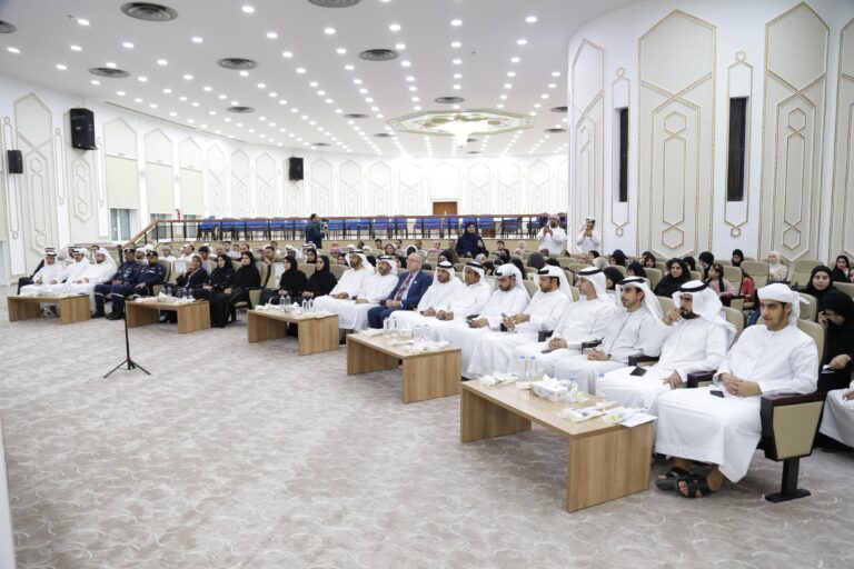 فعالية-في-العين-تناقش-تعزيز-الهوية-الوطنية-وقيم-الانتماء-الأسري