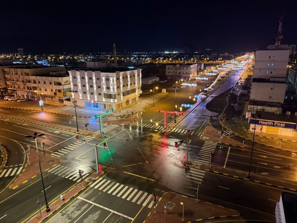 بلدية-دبا-تعزز-الجاهزية-الميدانية-للتعامل-مع-تداعيات-الحالة-الجوية