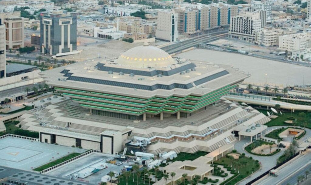 “الداخلية”-تحذر-من-تصوير-الصواريخ-والطائرات-ومواقع-سقوطها