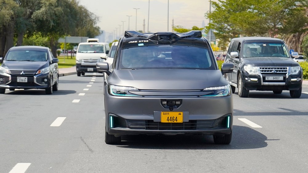 بدء-التشغيل-التجاري-للتاكسي-ذاتي-القيادة-في-منطقتي-أم-سقيم-وجميرا-بدبي