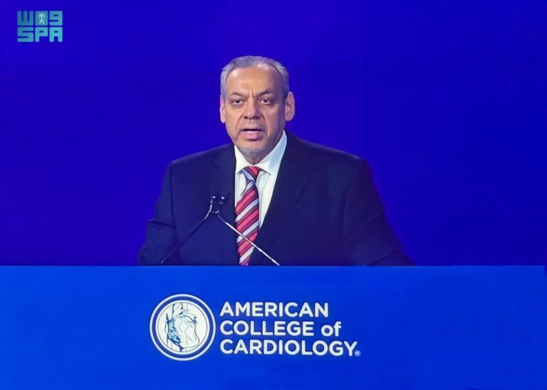 الهليس-ينال-جائزة-الإنجاز-مدى-الحياة-لأمراض-القلب