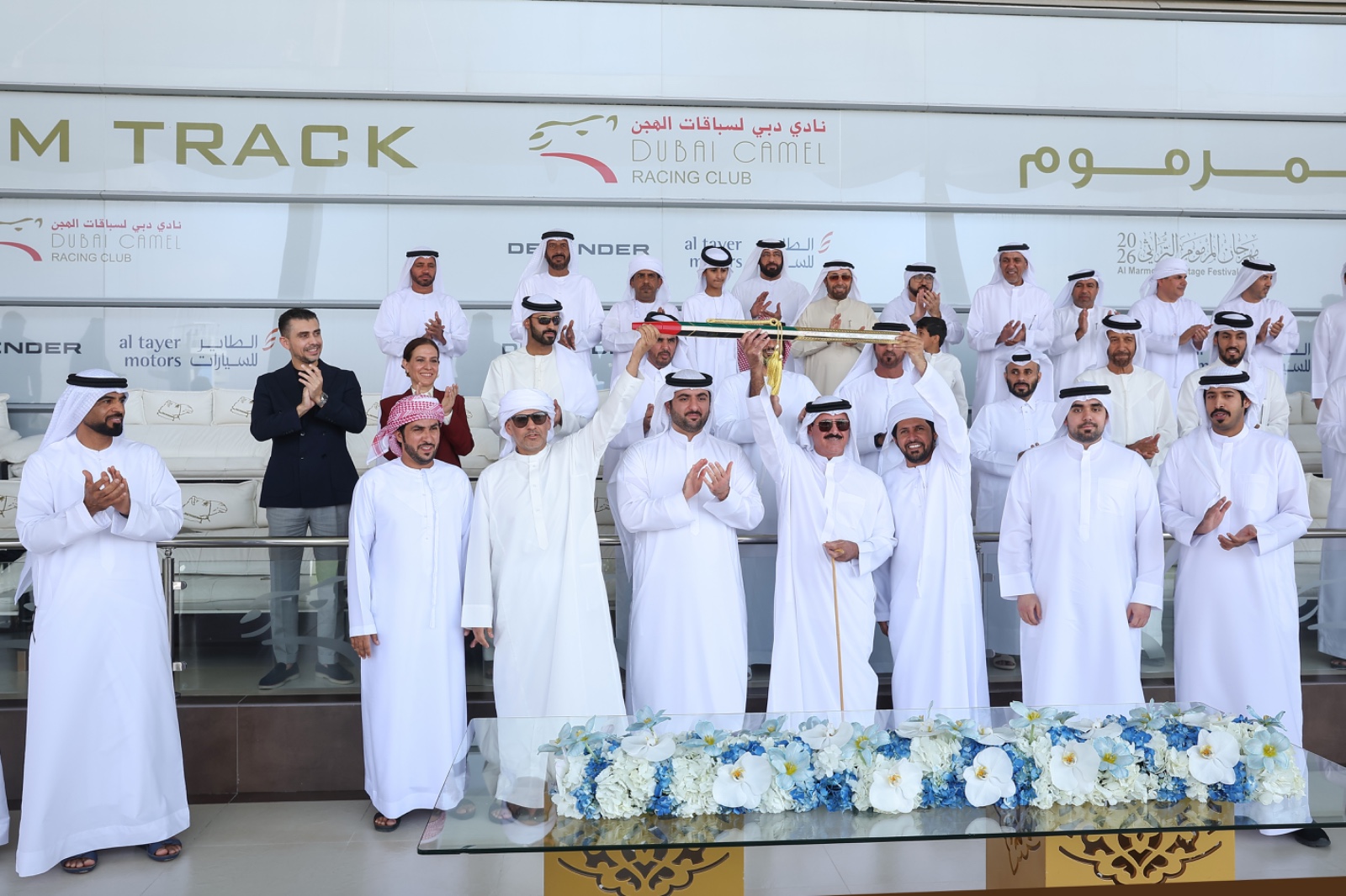 “ريماس”-تهدي-هجن-الرئاسة-“سيف-الإمارات”-في-ختامي-المرموم