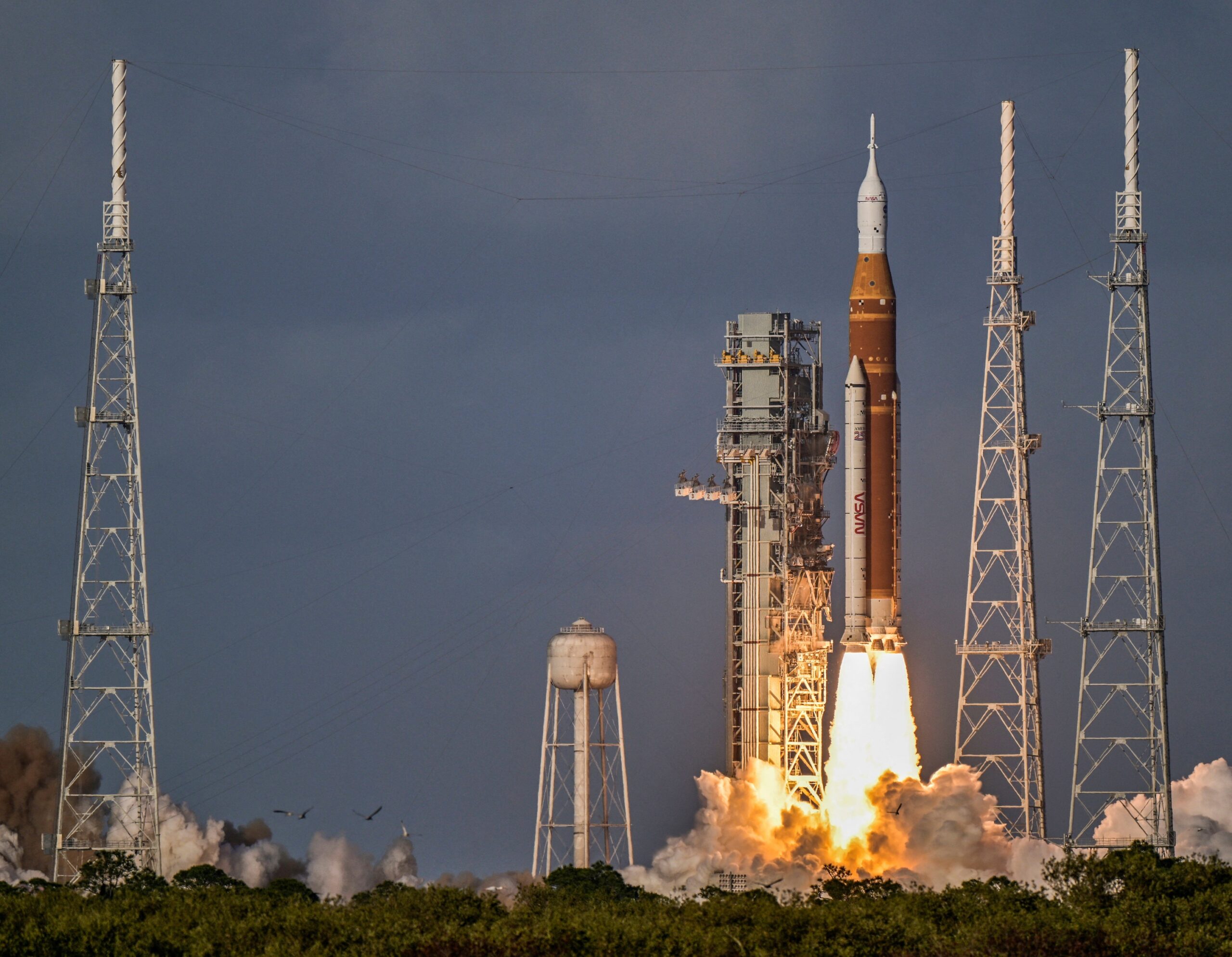 رواد-فضاء-“أرتيميس-2”-ينطلقون-نحو-القمر