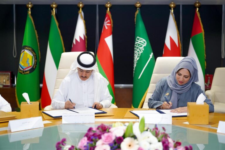 تعاون-بين-المركز-الإحصائي-الخليجي-وجامعة-الخليج-العربي-لتعزيز-البحث-وبناء-القدرات