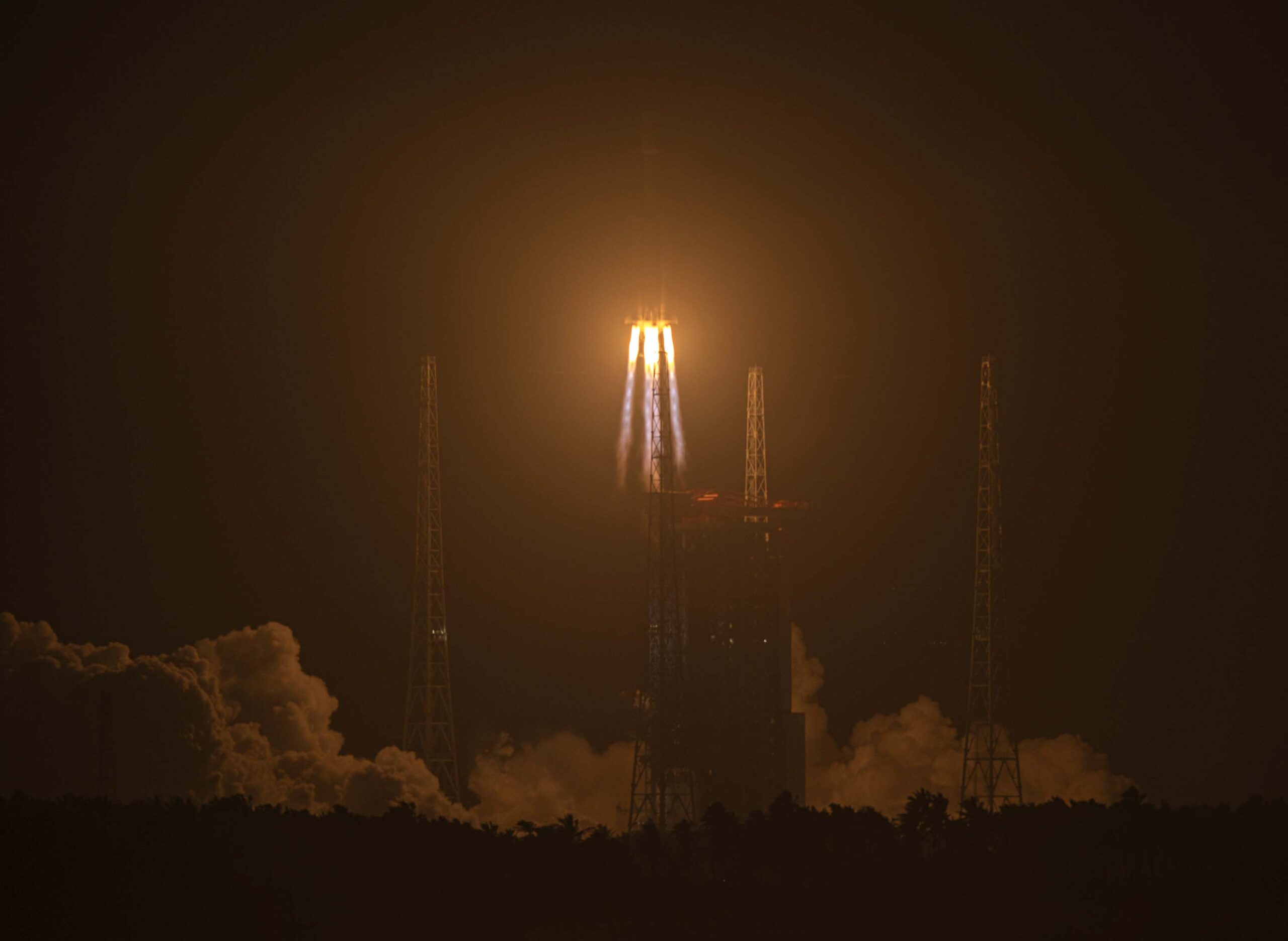 الصين-تطلق-مجموعة-جديدة-من-الأقمار-الاصطناعية-للإنترنت