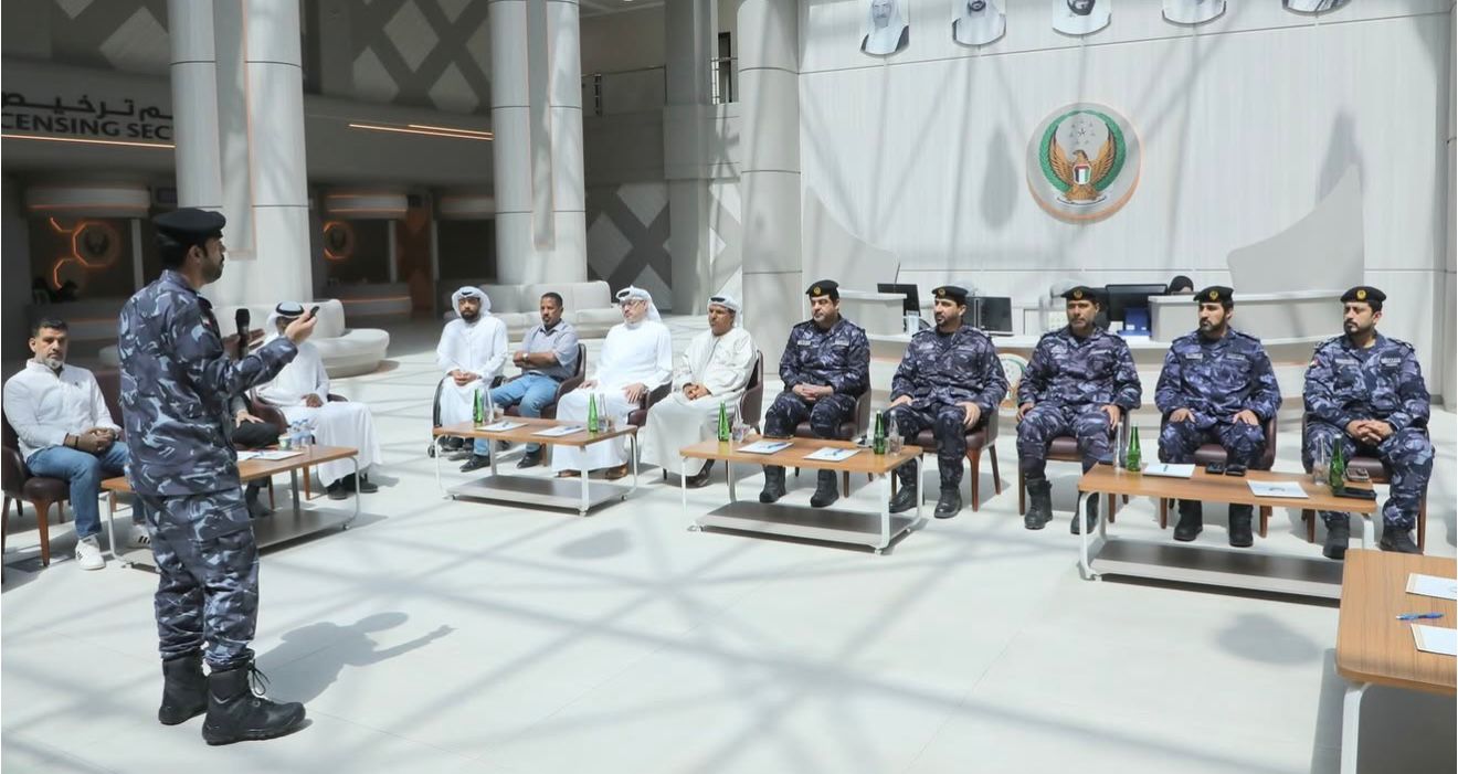 تعزيز-جودة-الخدمات-محور-مجلس-المتعاملين-في-شرطة-الفجيرة