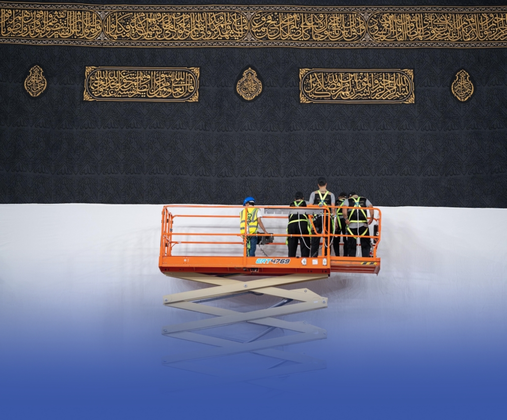 انطلاق-أعمال-الصيانة-الدوريّة-للكعبة