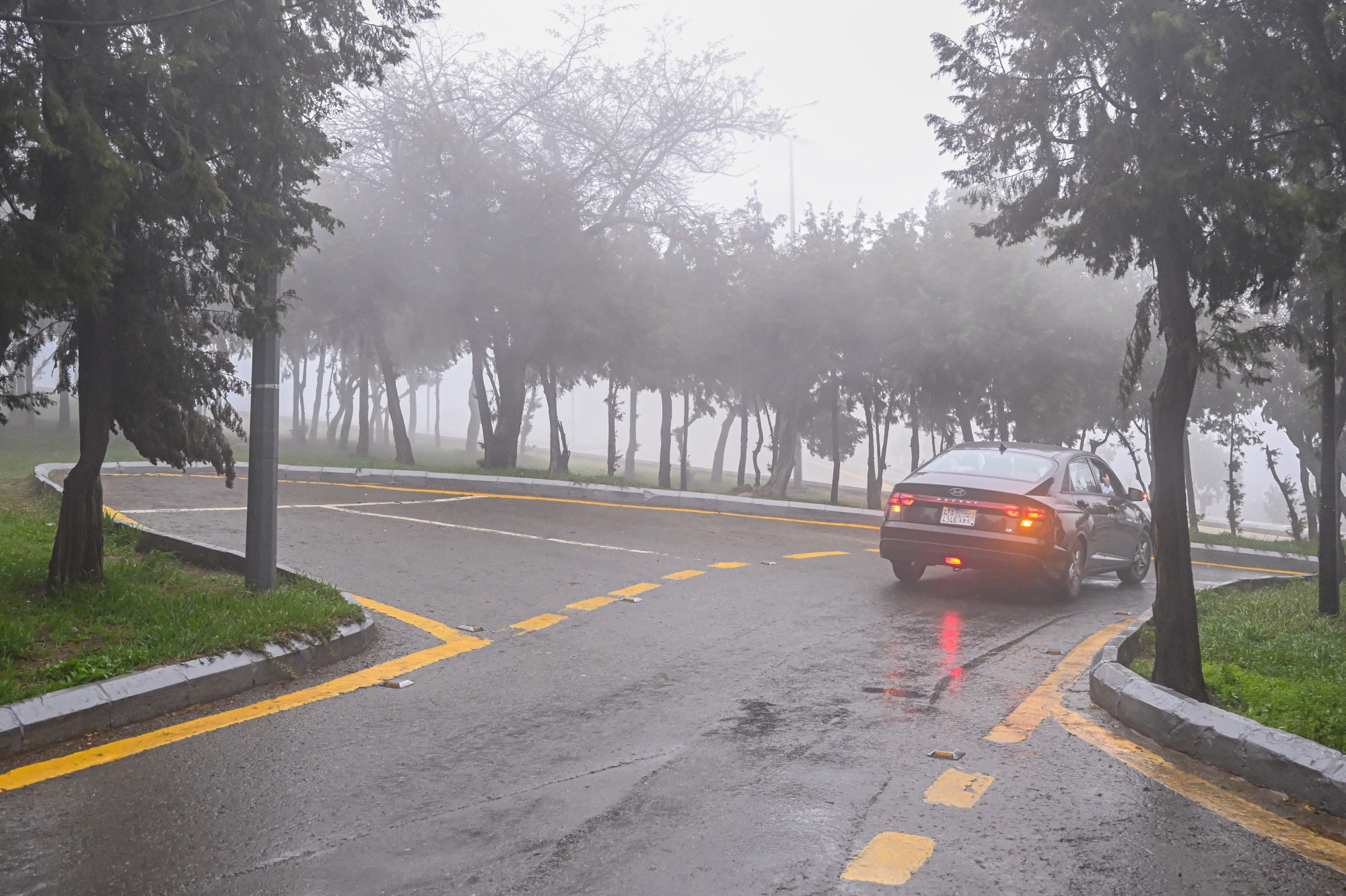 أمطار-وبرد-وضباب-على-7-مناطق