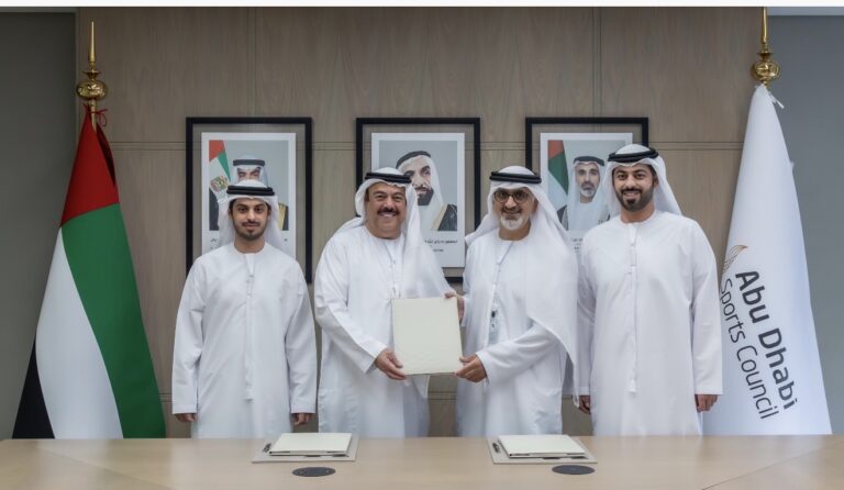 “أبوظبي-الرياضي”-يوقع-عقد-إنشاء-وتشغيل-مركز-منطقة-المشرف