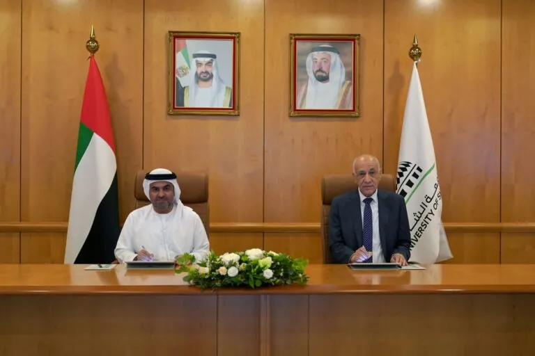 جامعة-الشارقة-و”شمس”-توقّعان-مذكرة-تفاهم-لتعزيز-التعاون-الإعلامي