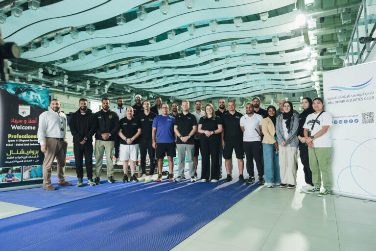 أبوظبي-للرياضات-المائية-يطلق-برنامجا-لتطوير-مدربي-السباحة-بخبرات-عالمية