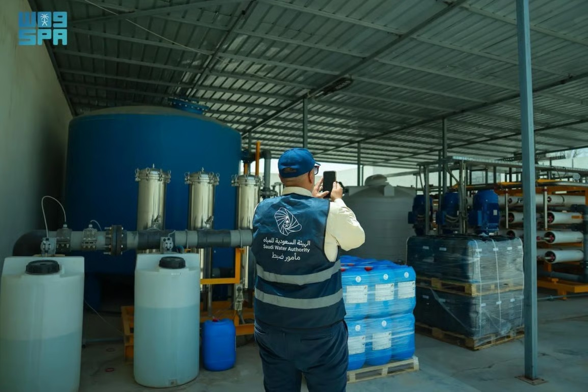 إغلاق-8-محطات-تعبئة-مياه-لمزاولة-النشاط-دون-ترخيص