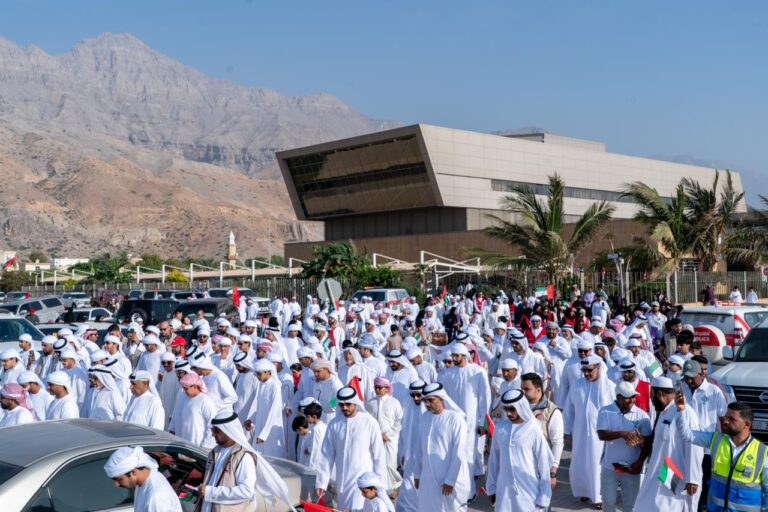 مجلس-رأس-الخيمة-للشباب-يرفع-علم-الدولة-ضمن-فعالية-“فخورين-بالإمارات”-بمشاركة-واسعة