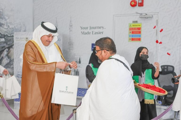 الجاسر:-منظومة-النقل-بالحج-تعتمد-على-التقنيات-الحديثة