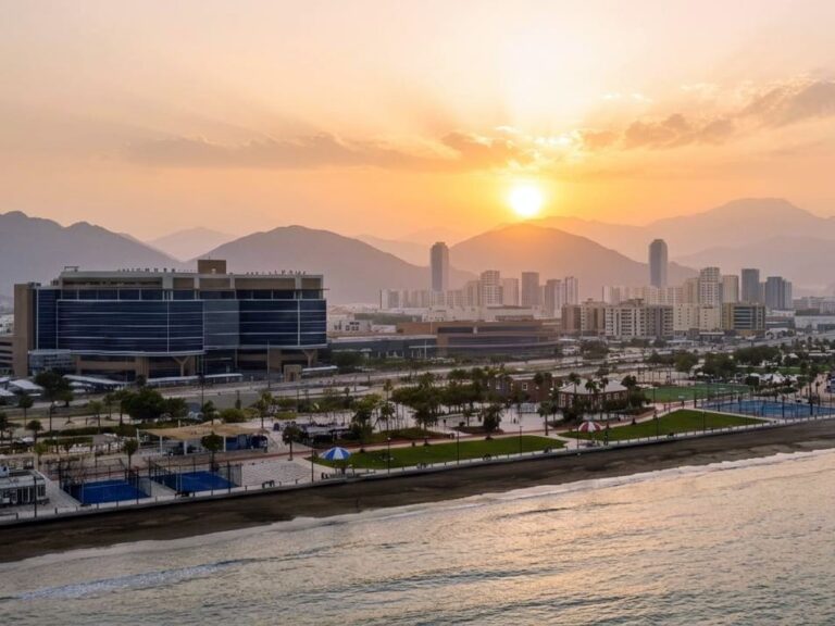 “ياس-كلينك”-تتولى-مهام-إدارة-وتشغيل-مستشفى-الشيخ-خليفة-في-الفجيرة