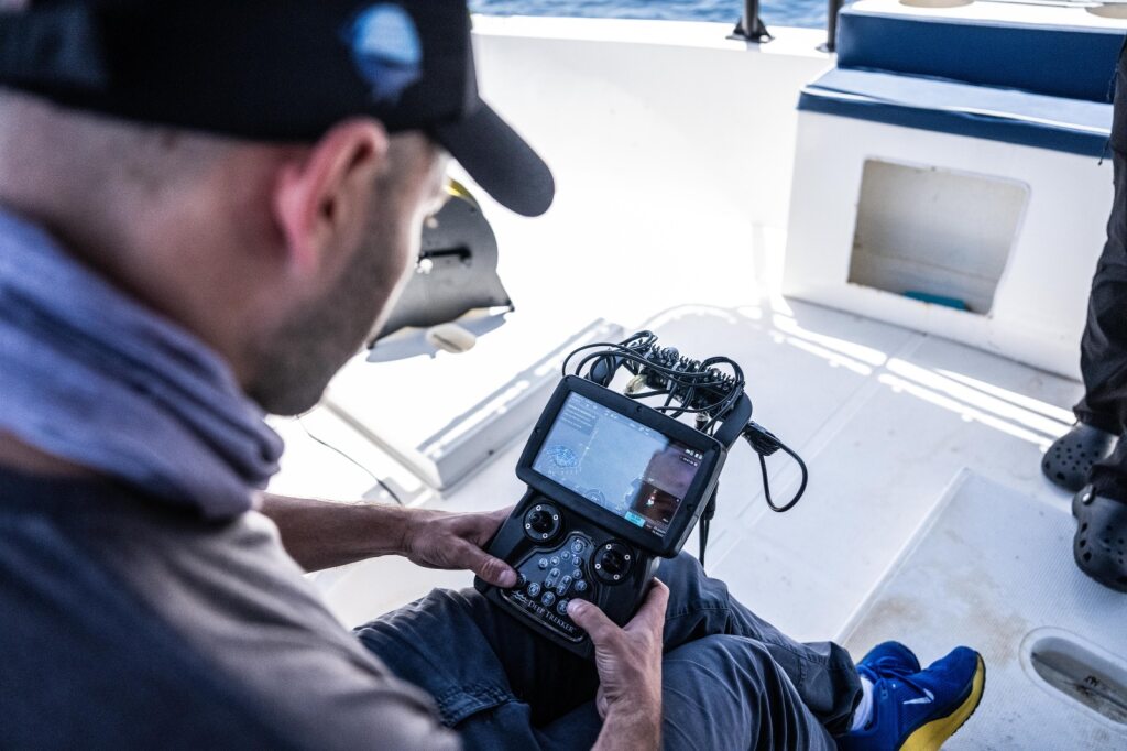 مركز-الشارقة-لأبحاث-علوم-البحار-يطلق-“المرصد-البحري”-من-خورفكان