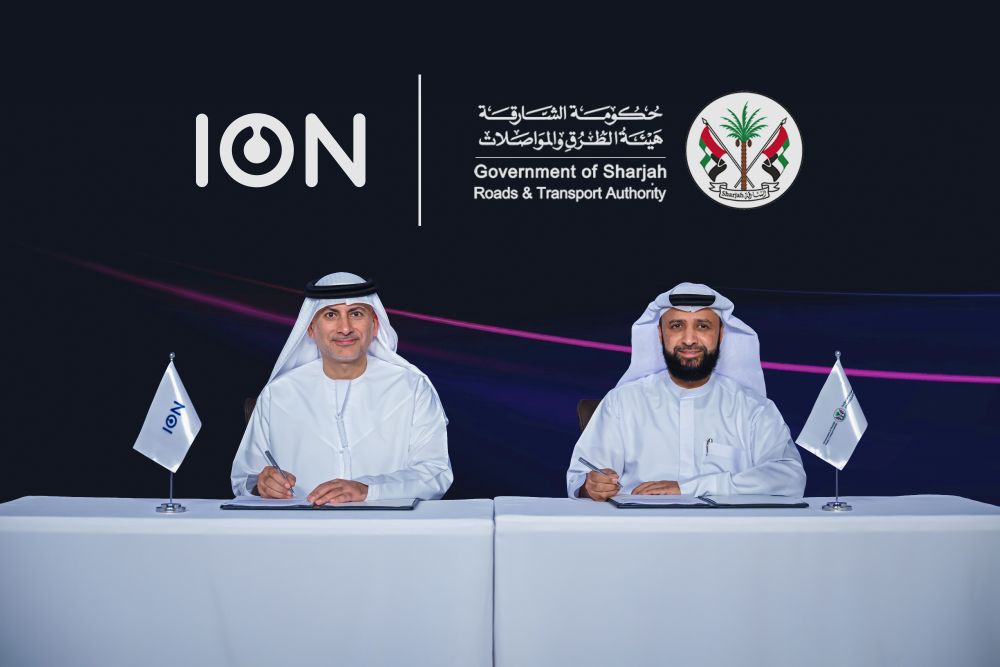 طرق-الشارقة-و”آيون”-تعززان-البنية-التحتية-لشحن-السيارات-الكهربائية