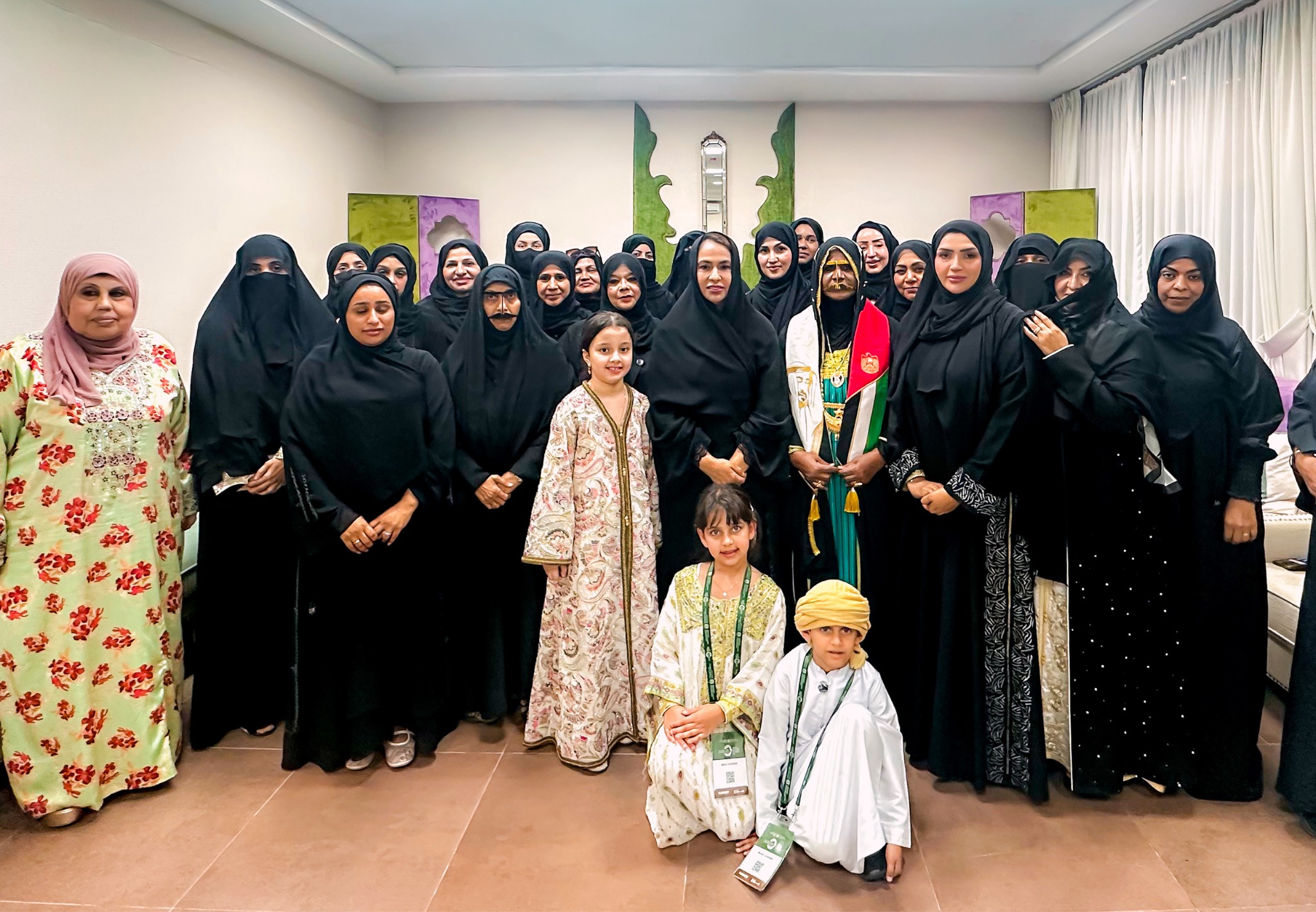 شما-بنت-محمد-تؤكد-دور-الأسرة-الإماراتية-في-ترسيخ-القيم-ومواجهة-تحديات-العصر-الرقمي