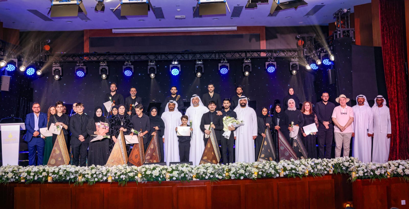 أكاديمية-الفجيرة-للفنون-الجميلة-تقيم-حفل-“ليلة-الفارابي”