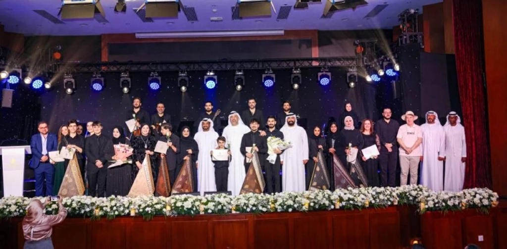 أكاديمية-الفجيرة-للفنون-الجميلة-تنظم-حفلا-موسيقيا