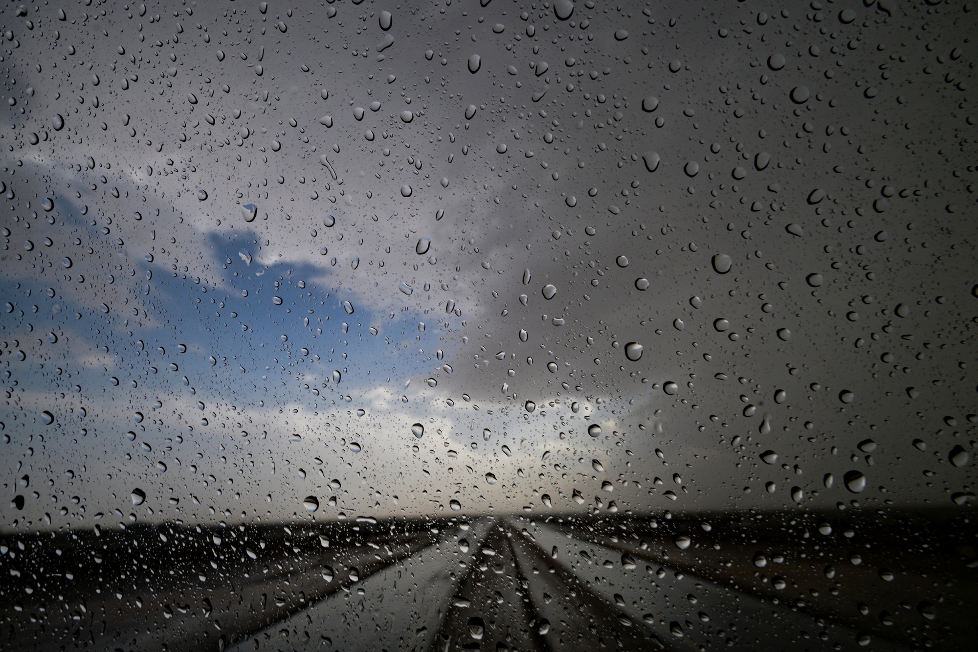 تواصل-الحالة-المطرية-على-الرياض-والشرقية-ومكة