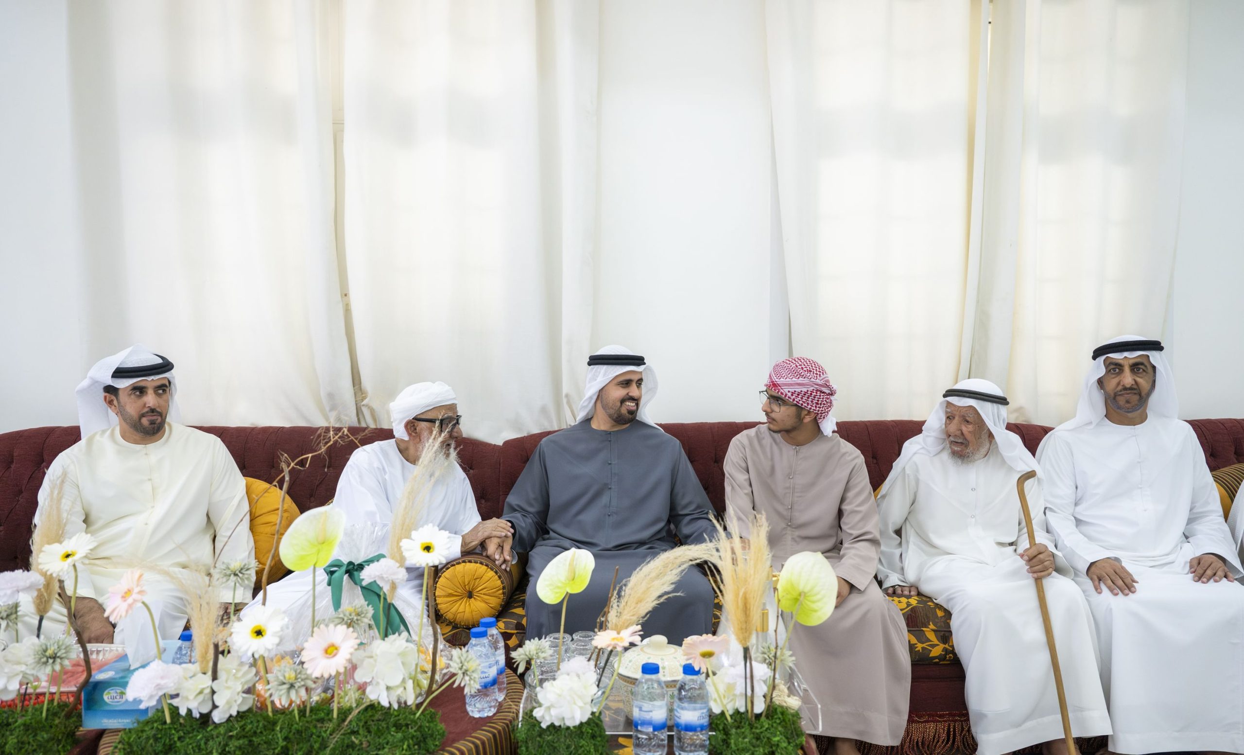 ذياب-بن-محمد-بن-زايد-يزور-عائلة-الشهيد-علي-سعيد-المسماري-بالفجيرة