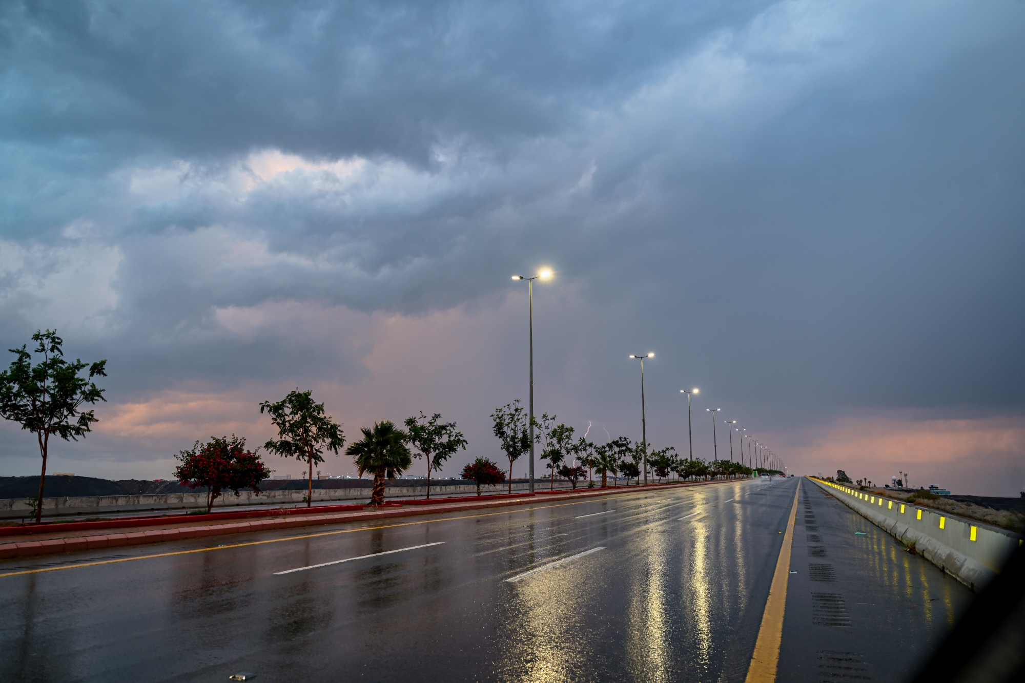 “الأرصاد”:-توقعات-بأمطار-رعدية-8-على-مناطق