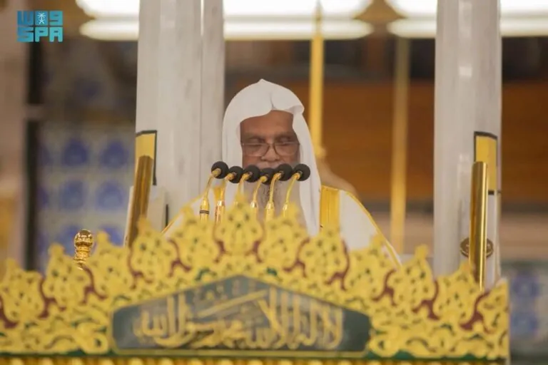 الحذيفي-خطيباً-ليوم-عرفة