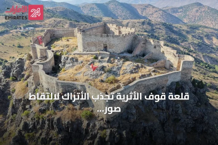 قلعة قوف الأثرية تجذب الأتراك لالتقاط صور الزفاف